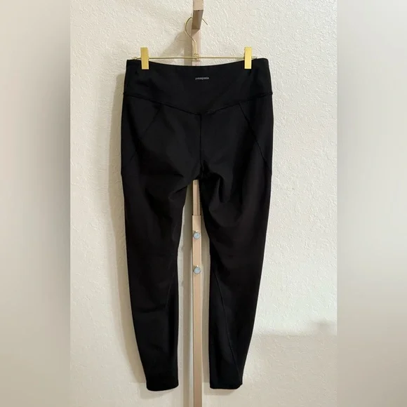 Patagonia Women’s Centered Crops Leggings Black Size M - Picture 4 of 7